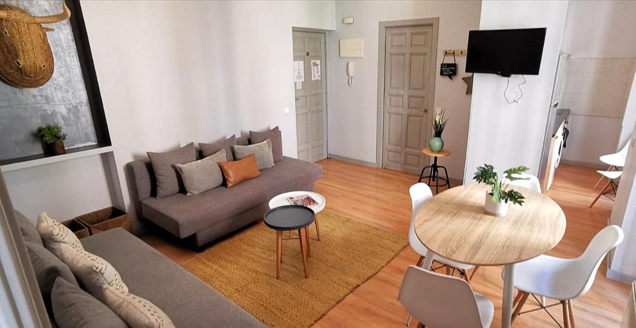 Apartamentos Fucar Madrid Buitenkant foto