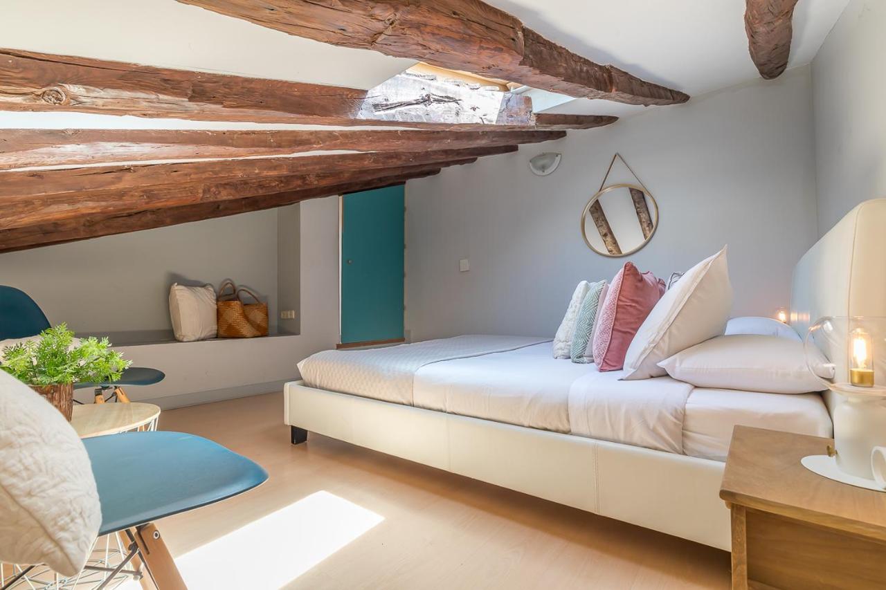 Apartamentos Fucar Madrid Buitenkant foto