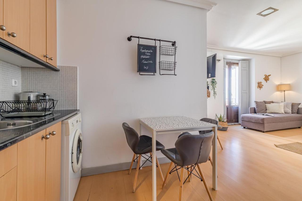 Apartamentos Fucar Madrid Buitenkant foto